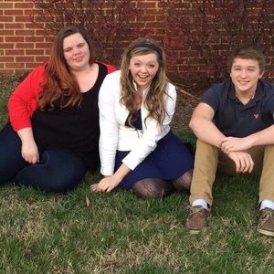 Meet your Posher, Dixie